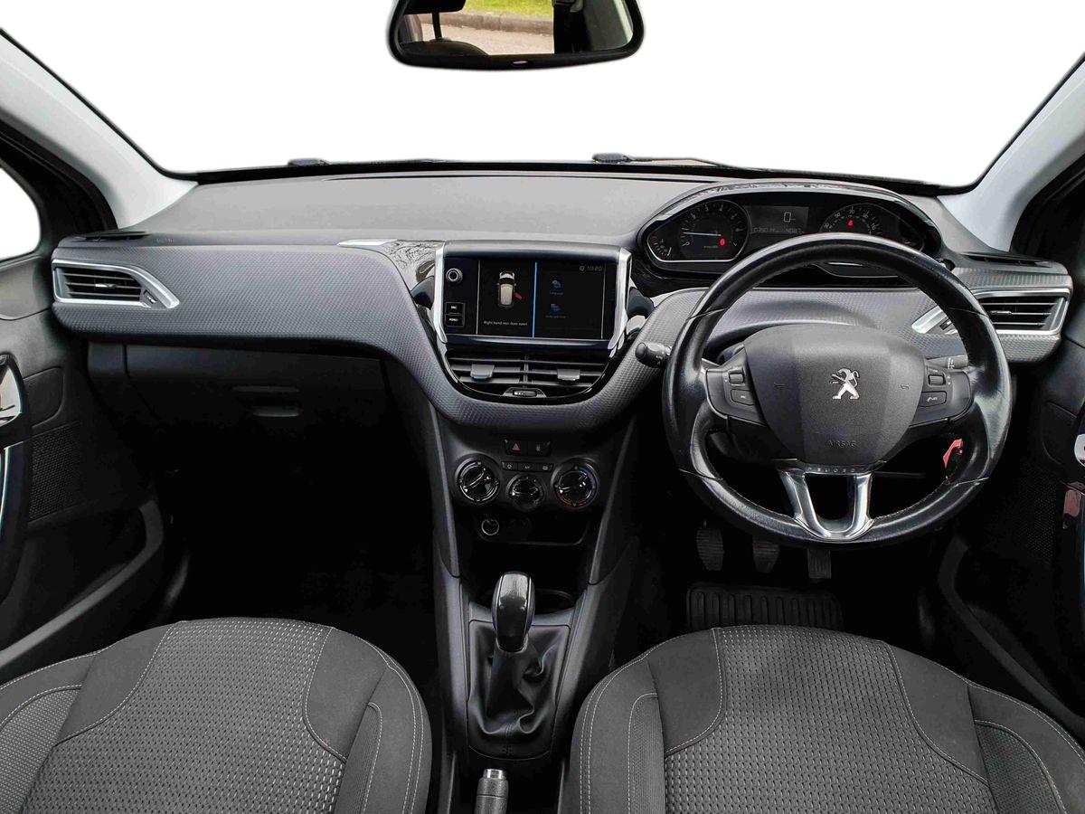 Used Peugeot 208 2018 for sale - 77988380: Photo 11