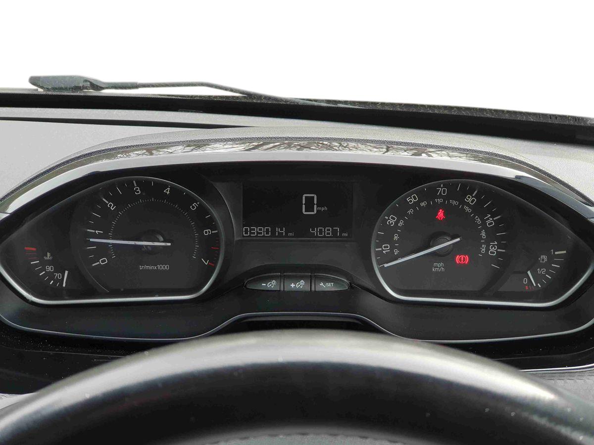 Used Peugeot 208 2018 for sale - 77988380: Photo 14