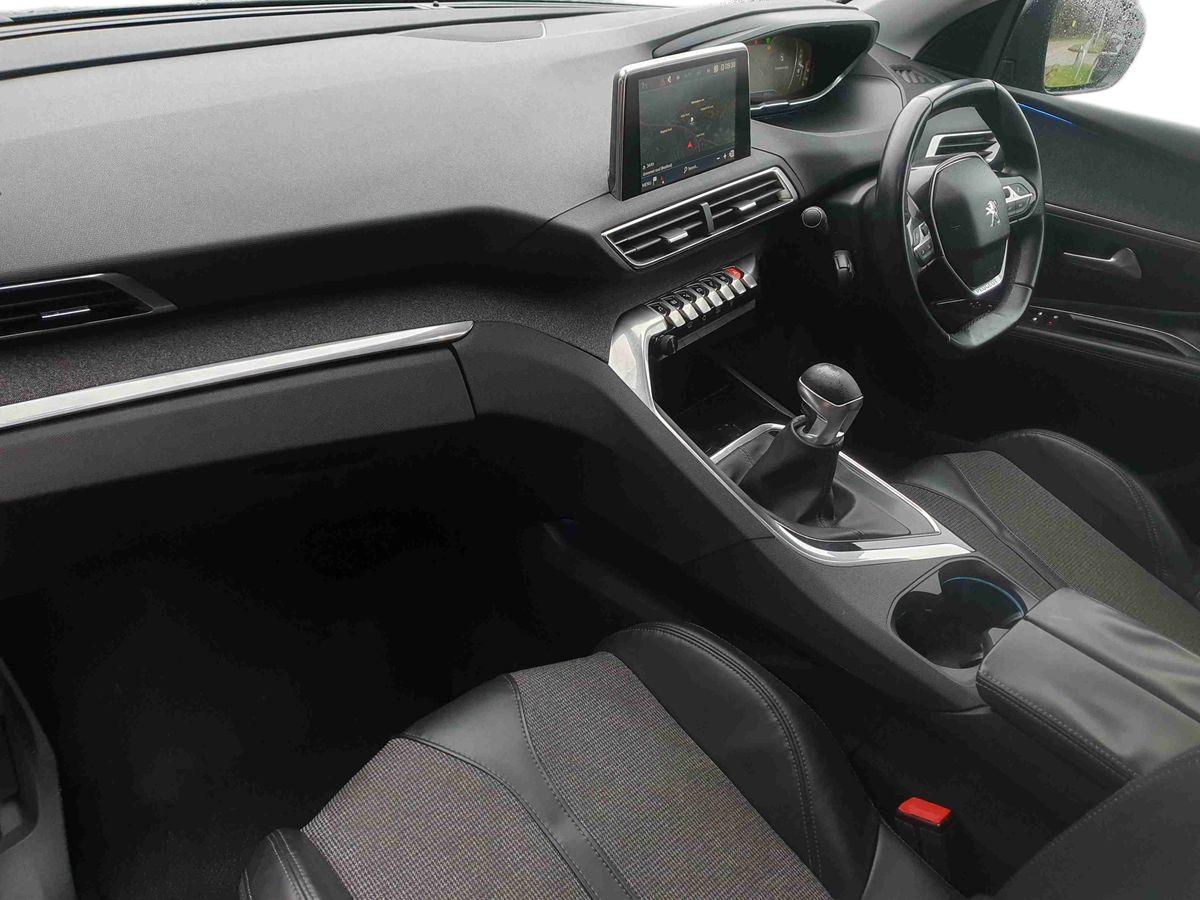 Used Peugeot 3008 2017 for sale - 76971232: Photo 15