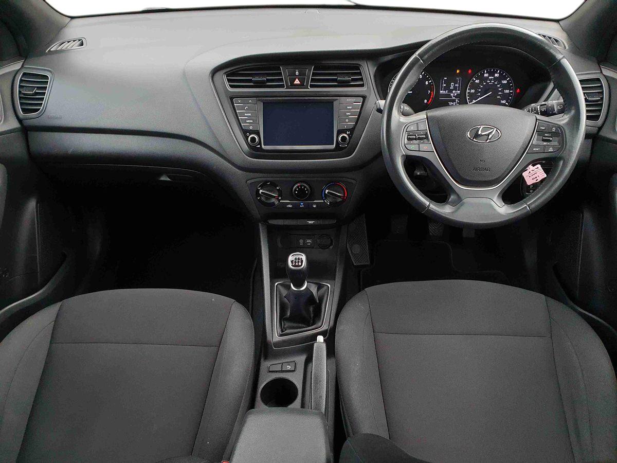 Used Hyundai i20 2018 for sale - 77648058: Photo 11