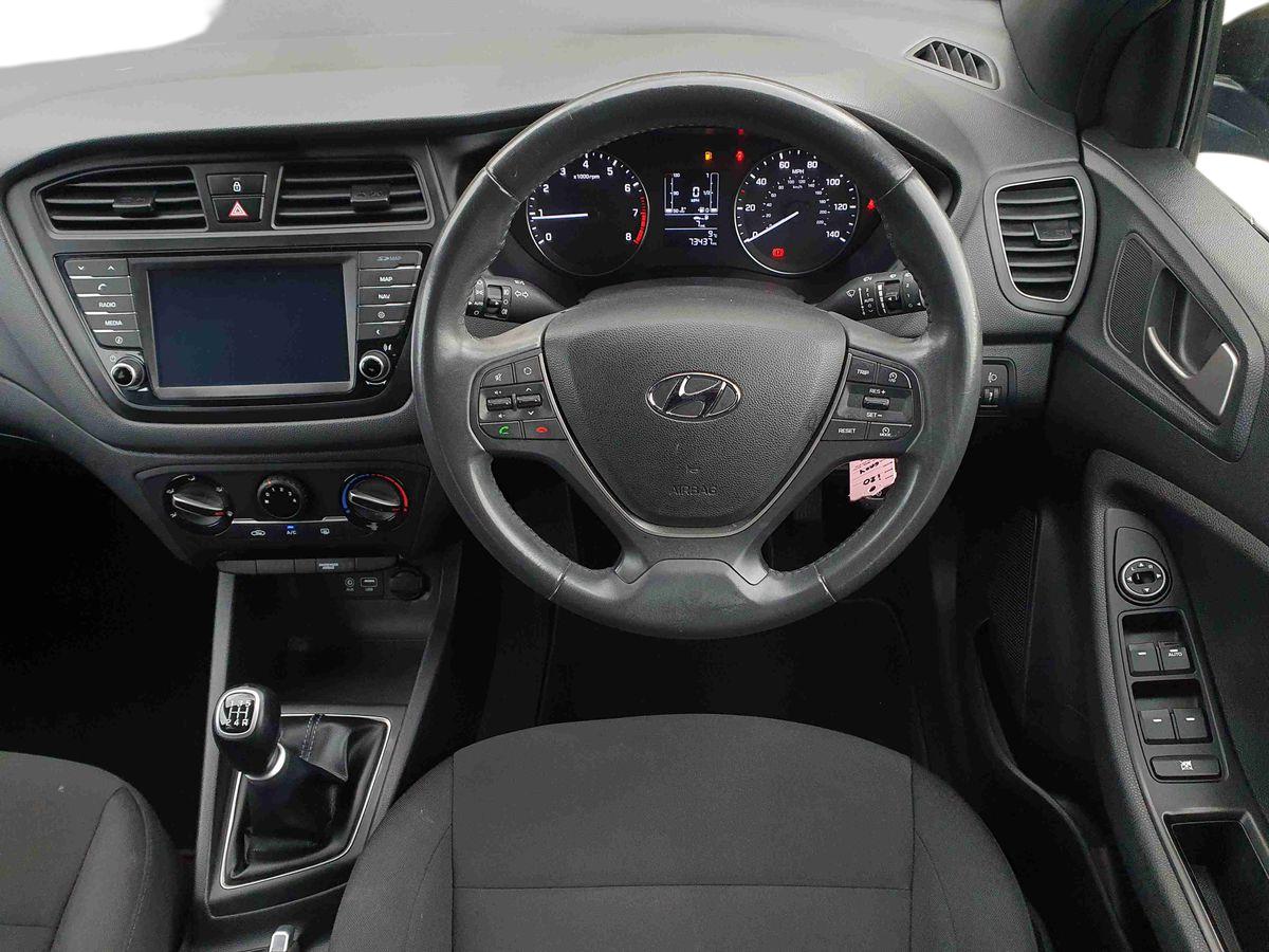 Used Hyundai i20 2018 for sale - 77648058: Photo 12