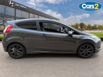 Used Ford Fiesta 2016 for sale - 79558968: Photo