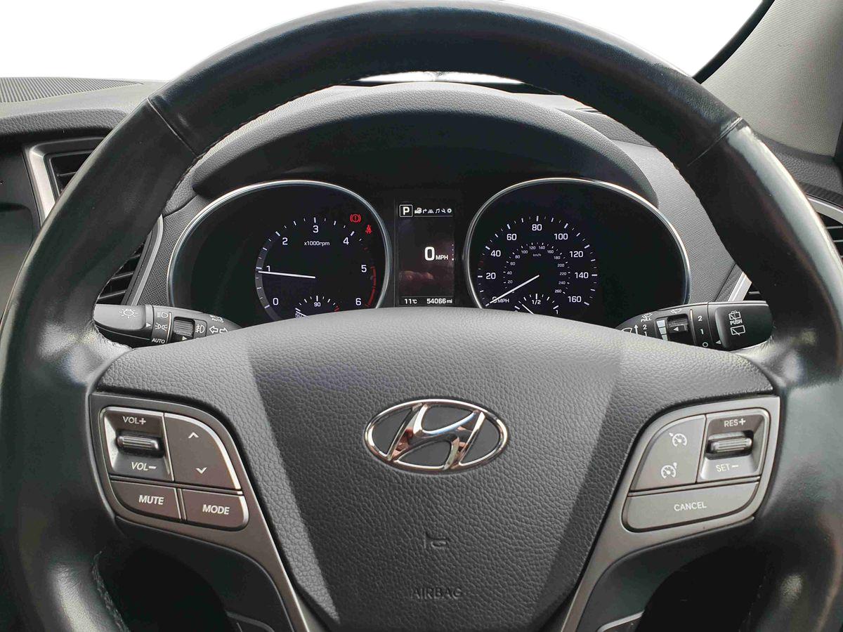 Used Hyundai Santa Fe 2017 for sale - 76539910: Photo 13