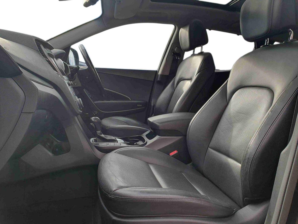 Used Hyundai Santa Fe 2017 for sale - 76539910: Photo 16