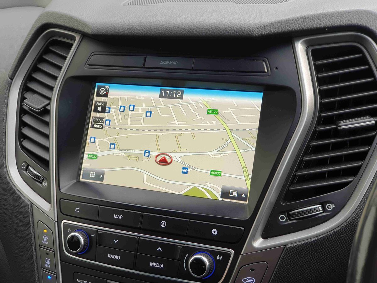 Used Hyundai Santa Fe 2017 for sale - 76539910: Photo 19