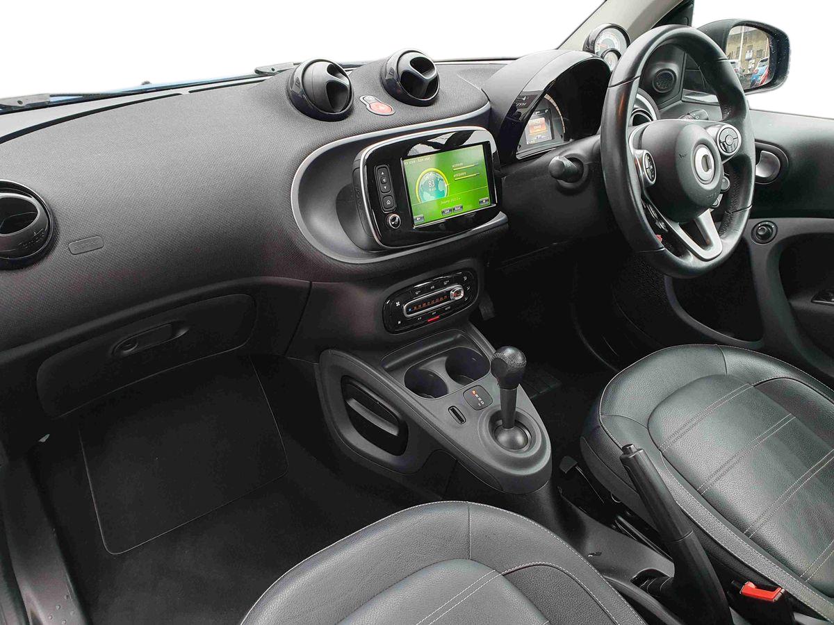 Used smart fortwo 2016 for sale - 77413847: Photo 15