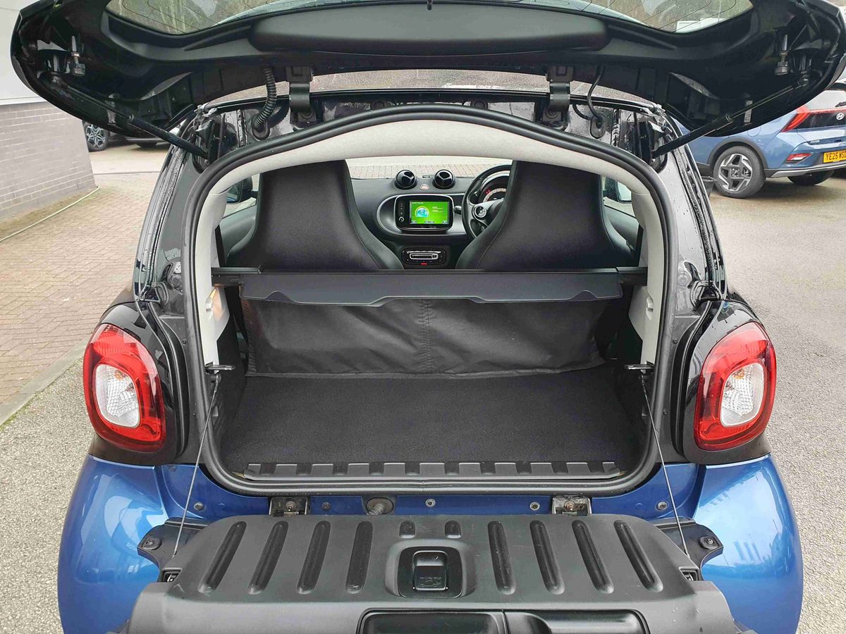 Used smart fortwo 2016 for sale - 77413847: Photo 22