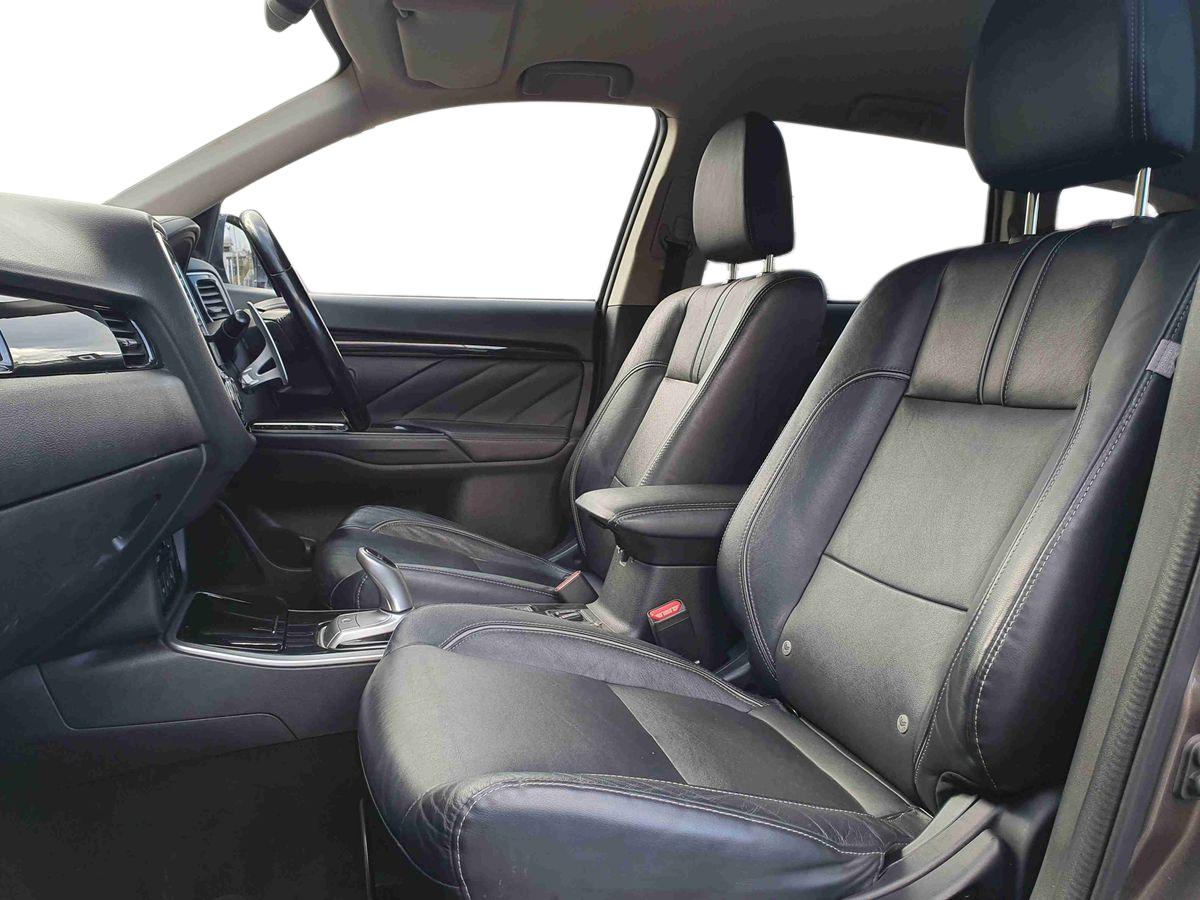 Used Mitsubishi Outlander 2018 for sale - 76540059: Photo 16