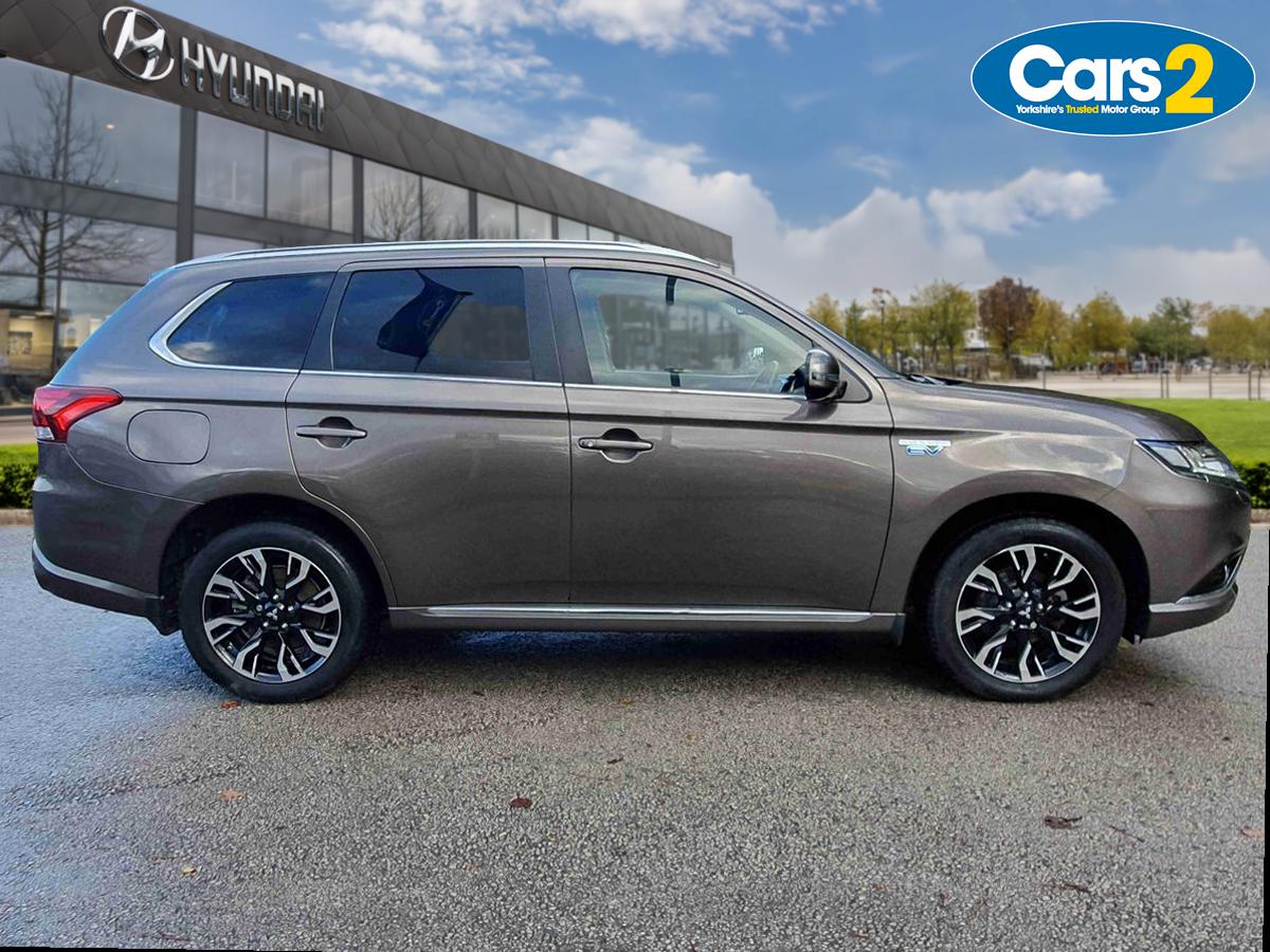 Used Mitsubishi Outlander 2018 for sale - 76540059: Photo 2