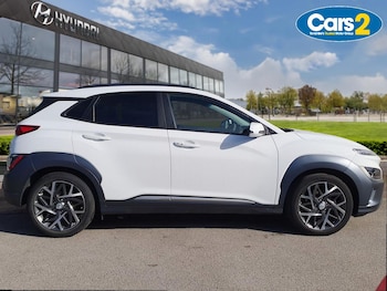 Used Hyundai KONA 2021 for sale - 76112237: Photo 2