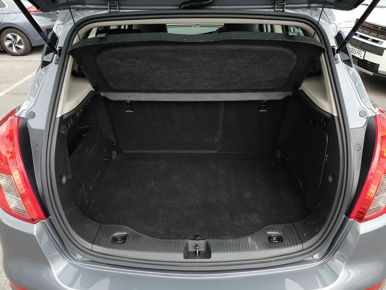 Vehicle 29