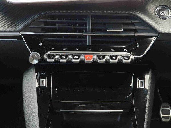 Used Peugeot 2008 2021 for sale - 75471217: Photo 25