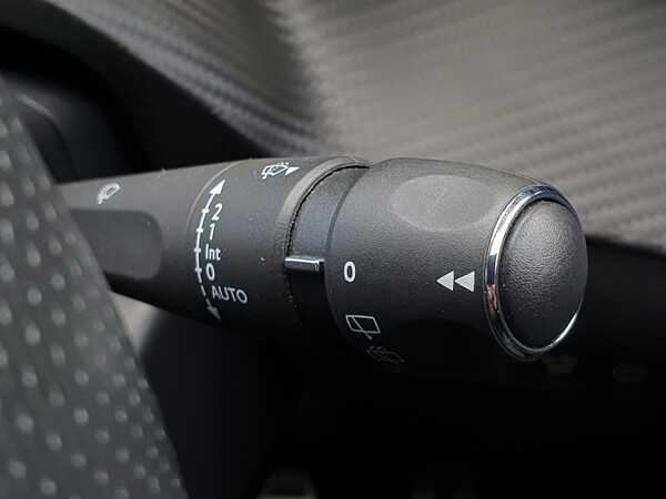 Used Peugeot 2008 2021 for sale - 75471217: Photo 30