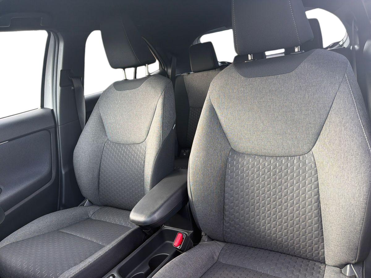 Used Toyota Yaris Cross 2024 for sale - 77726047: Photo 16