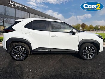 Used Toyota Yaris Cross 2024 for sale - 77726047: Photo