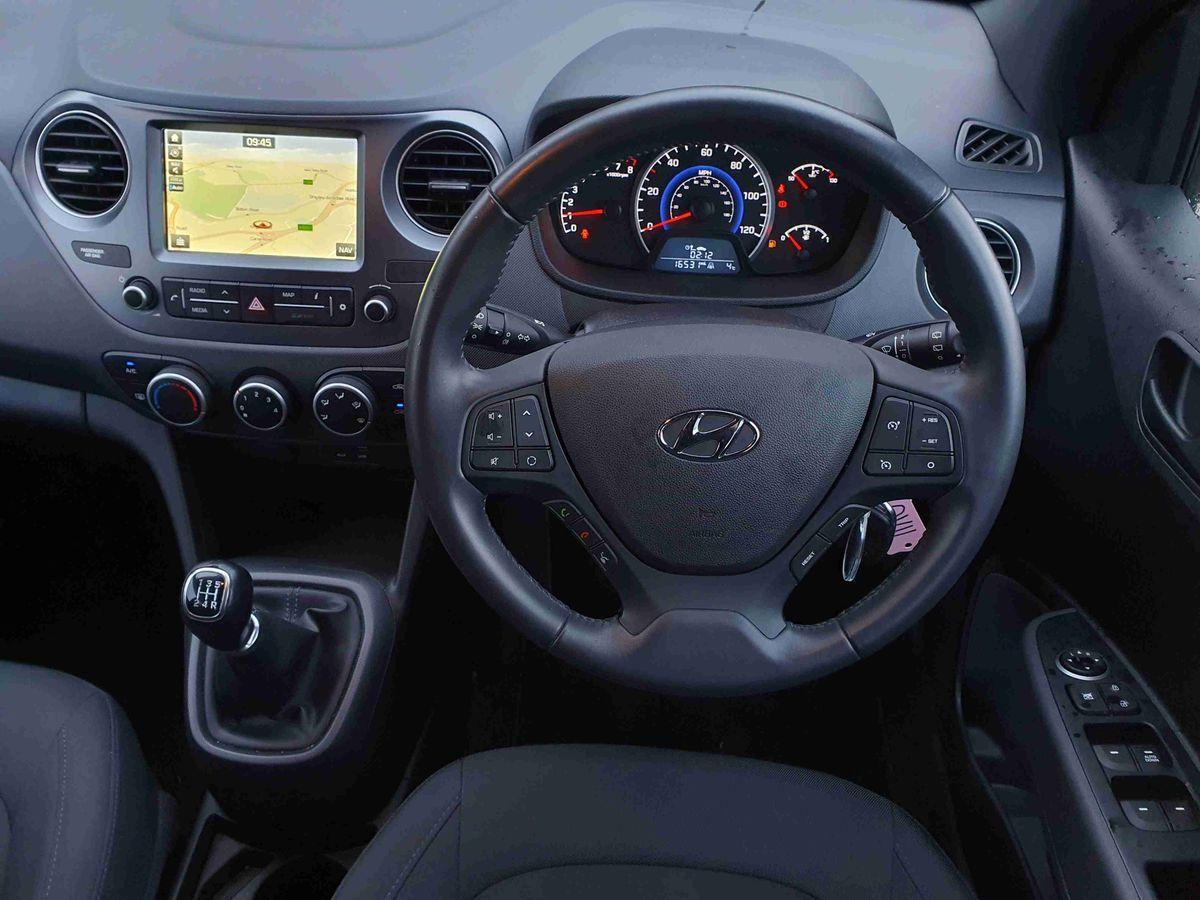 Used Hyundai i10 2019 for sale - 77576360: Photo 12