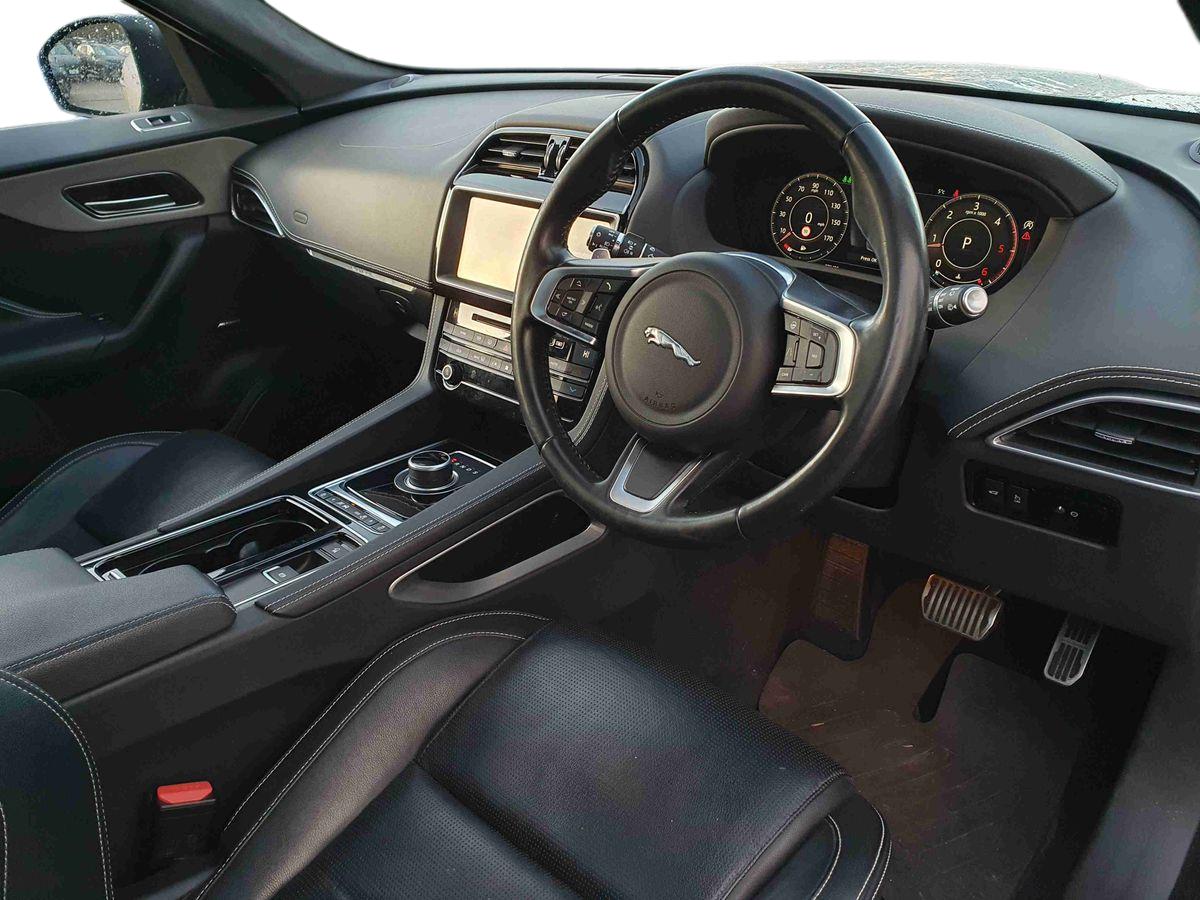 Used Jaguar F-Pace 2019 for sale - 76796210: Photo 10