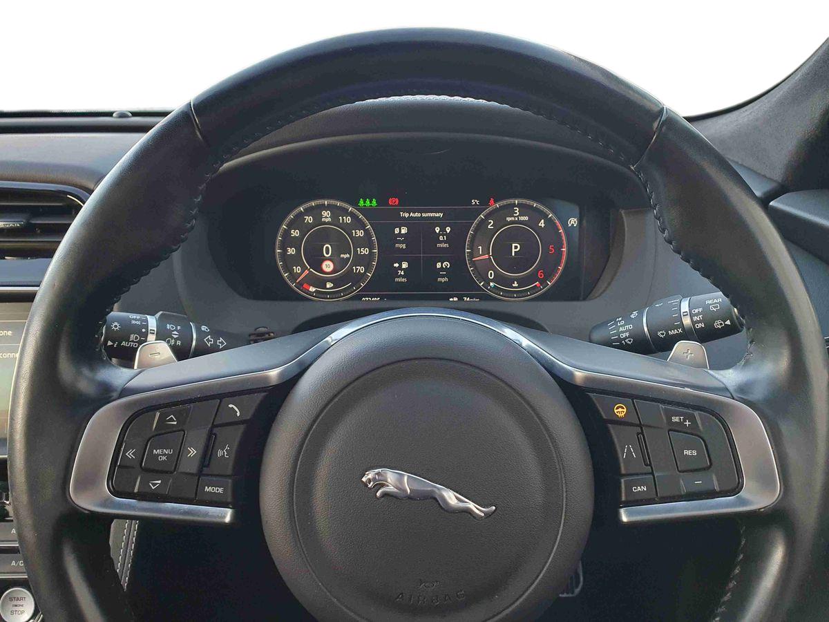 Used Jaguar F-Pace 2019 for sale - 76796210: Photo 13