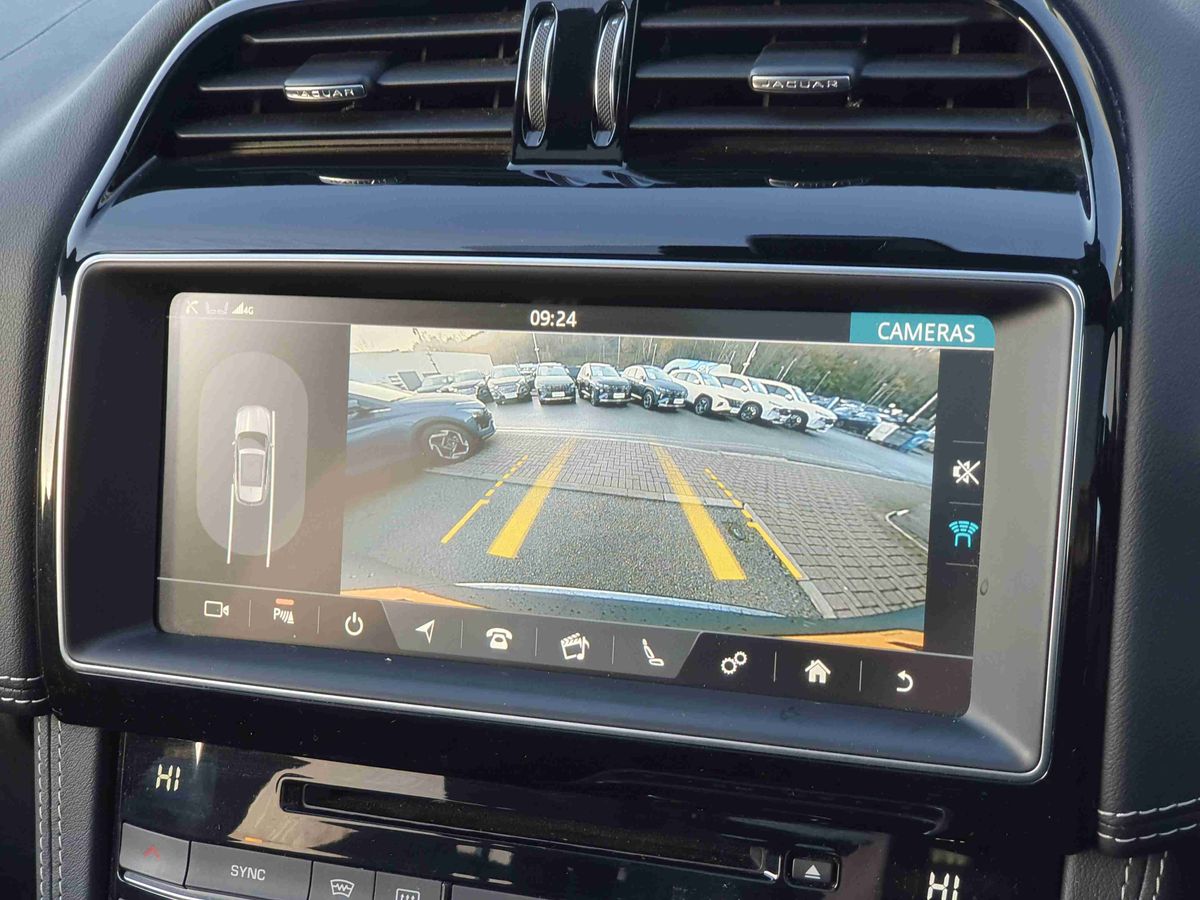 Used Jaguar F-Pace 2019 for sale - 76796210: Photo 19