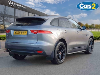 Used Jaguar F-Pace 2019 for sale - 76796210: Photo