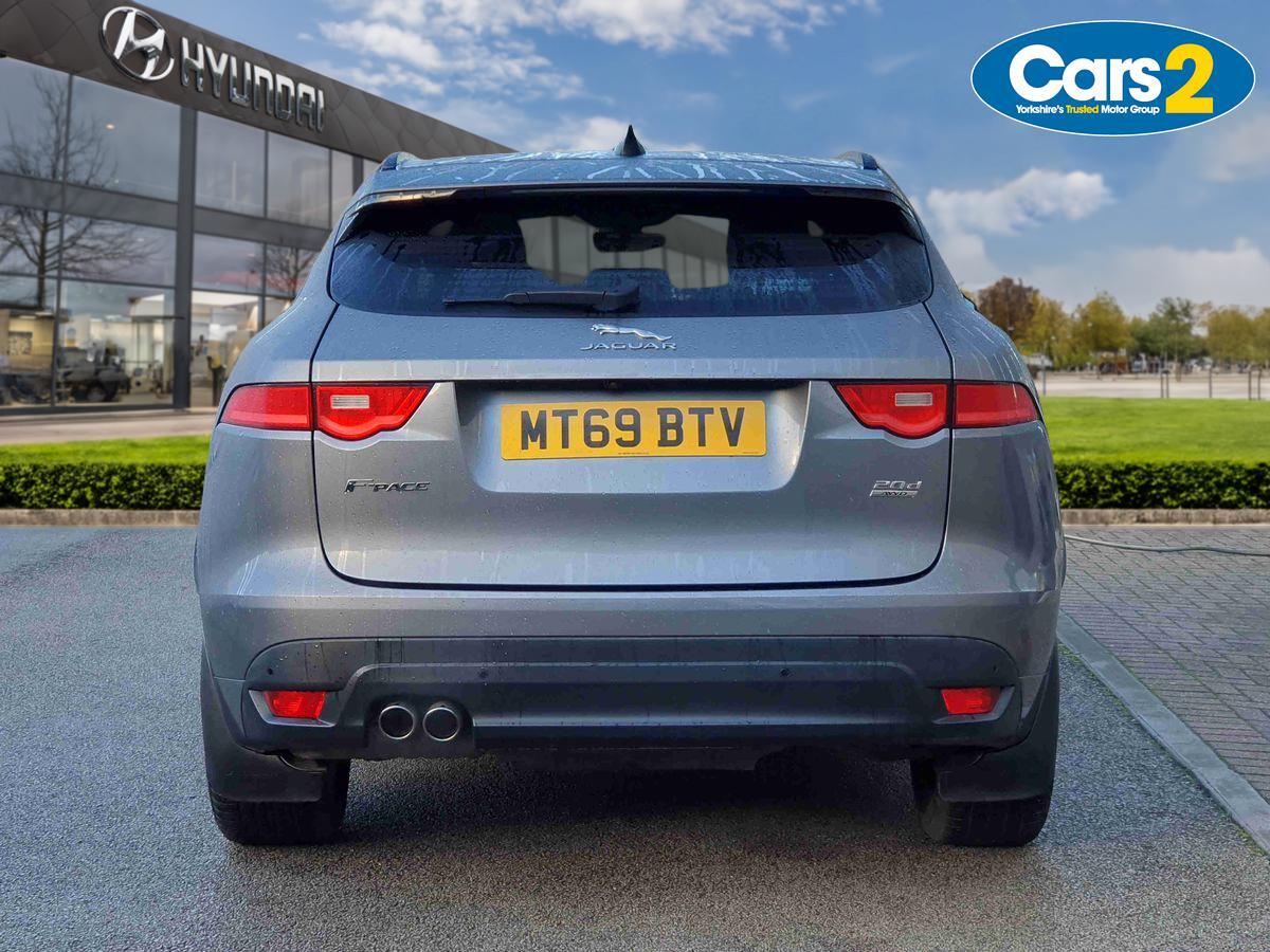 Used Jaguar F-Pace 2019 for sale - 76796210: Photo 4