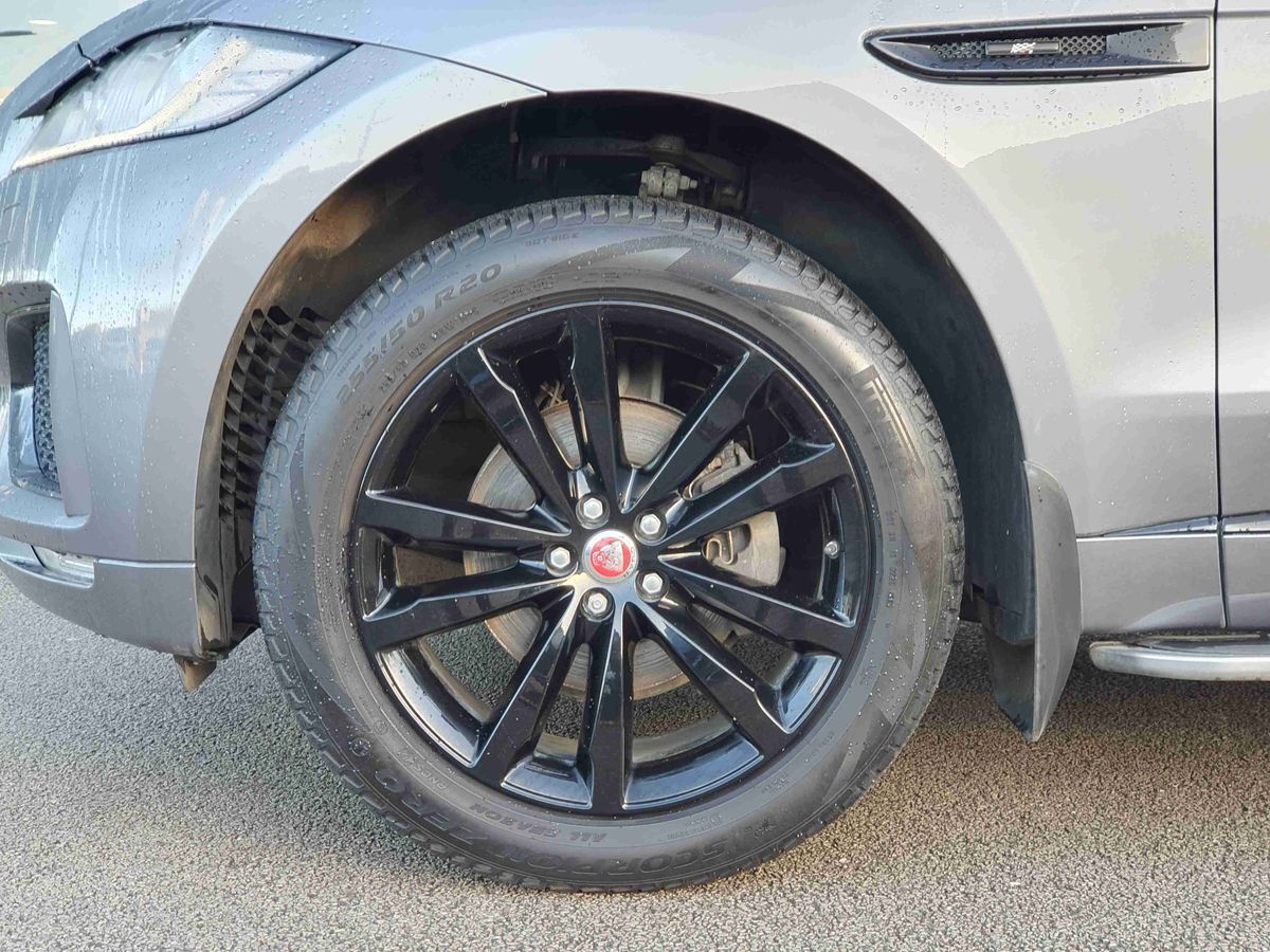 Used Jaguar F-Pace 2019 for sale - 76796210: Photo 9