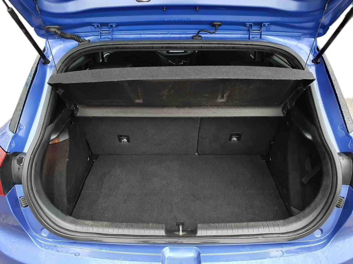 Used Hyundai i20 2018 for sale - 77492634: Photo 18