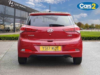 Used Hyundai i20 2017 for sale - 76420296: Photo