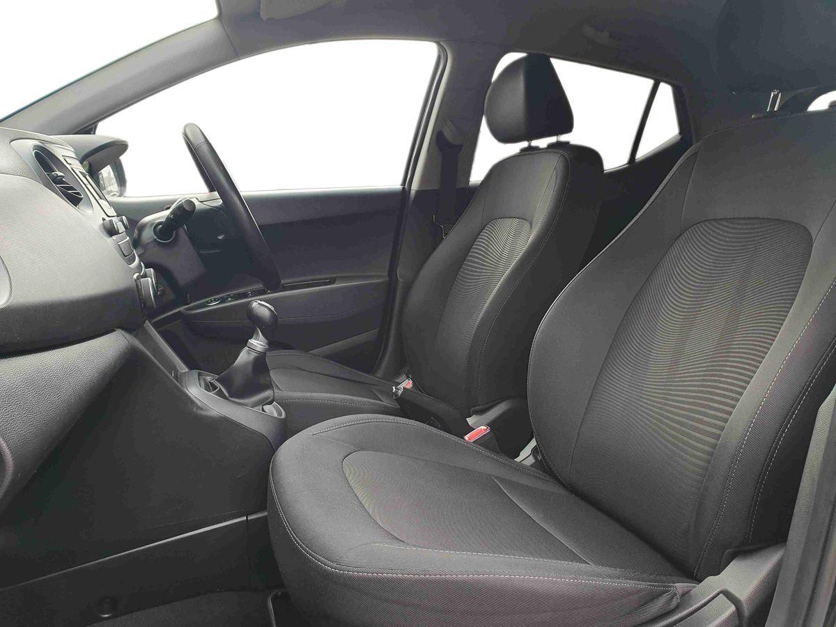 Used Hyundai i10 2017 for sale - 77927331: Photo 16