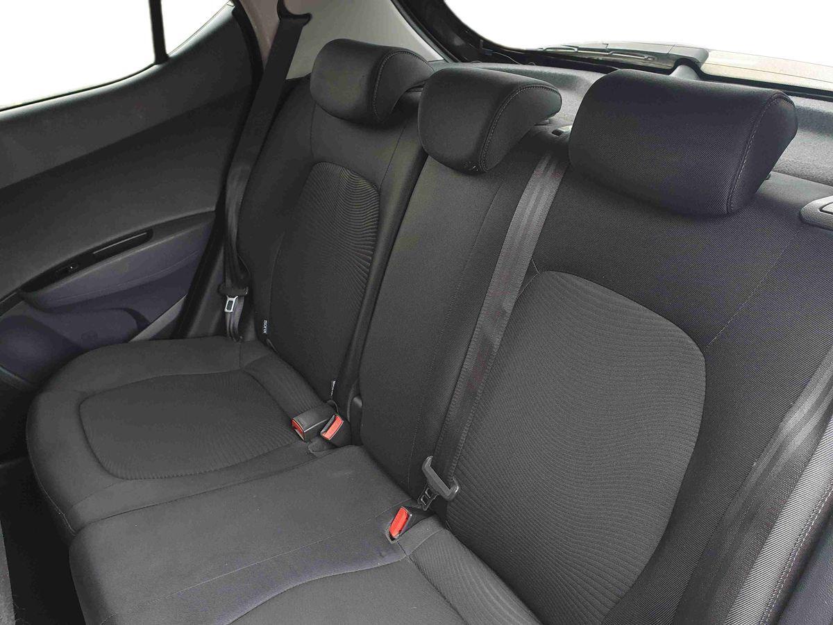 Used Hyundai i10 2017 for sale - 77927331: Photo 17