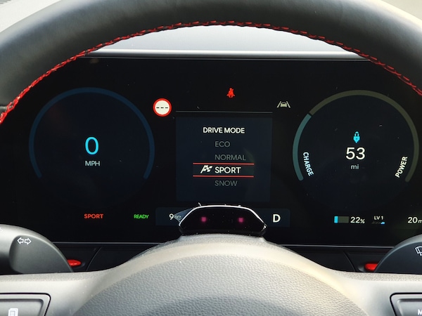 Used Hyundai KONA 2024 for sale - 75471219: Photo 44