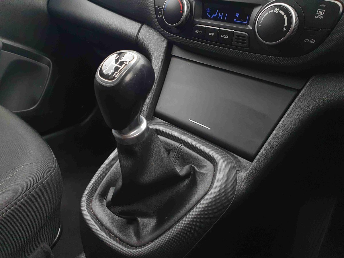 Used Hyundai i10 2017 for sale - 78158627: Photo 21