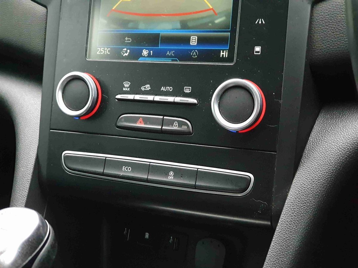 Used Renault Megane 2017 for sale - 77413960: Photo 21