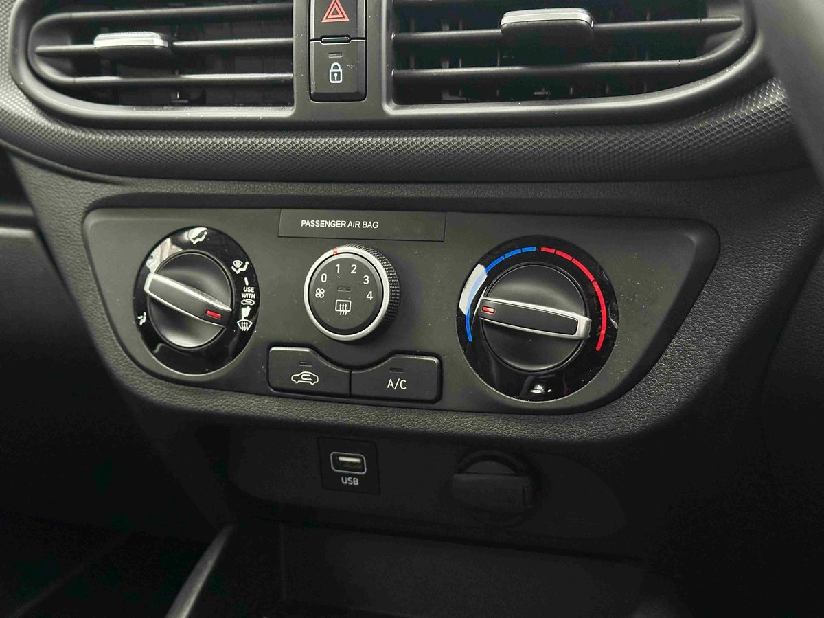 Used Hyundai i10 2023 for sale - 76552432: Photo 21