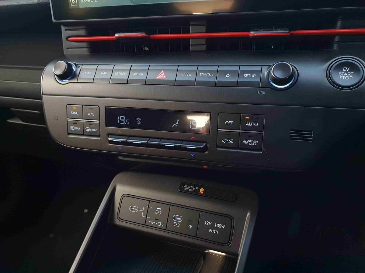 Used Hyundai KONA 2025 for sale - 77127451: Photo 21