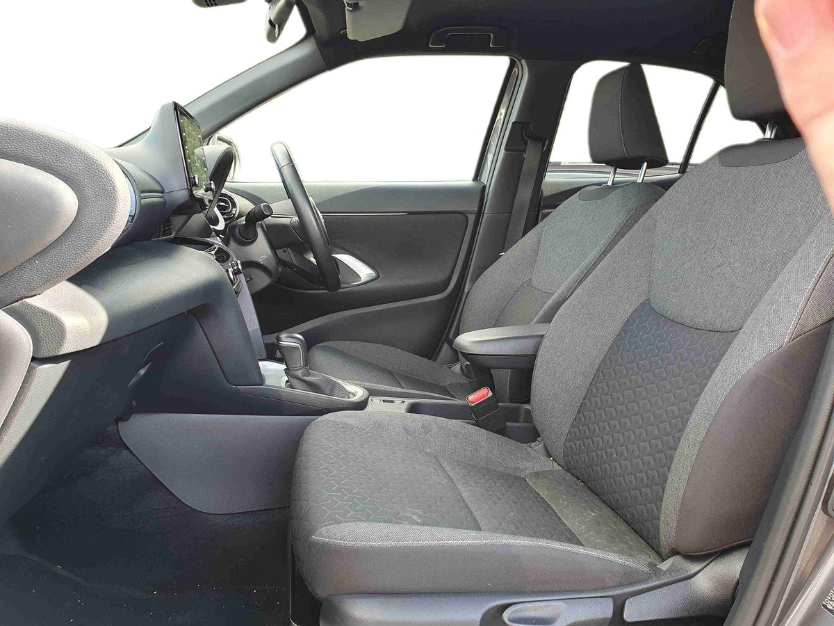 Used Toyota Yaris Cross 2022 for sale - 76112273: Photo 16