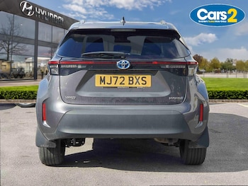 Used Toyota Yaris Cross 2022 for sale - 76112273: Photo