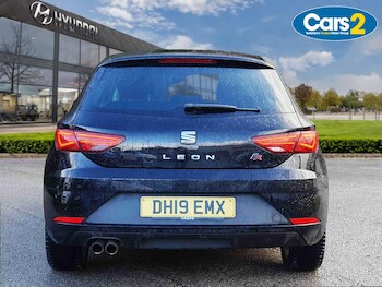 Used SEAT Leon 2019 for sale - 77630800: Photo