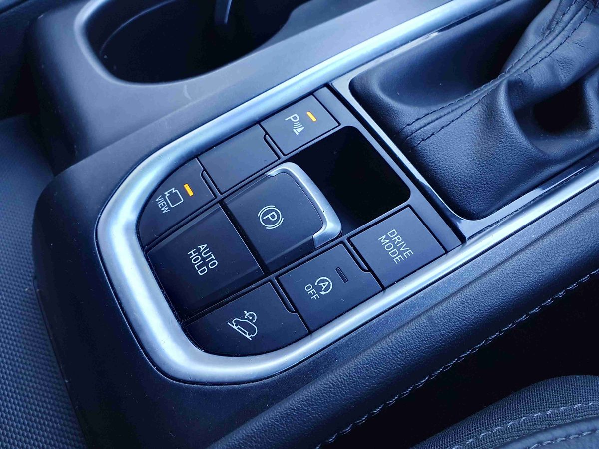 Used Hyundai Santa Fe 2018 for sale - 77111657: Photo 23