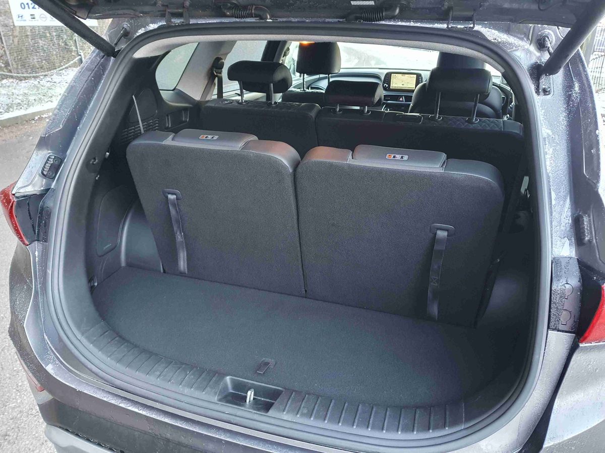 Used Hyundai Santa Fe 2018 for sale - 77111657: Photo 27