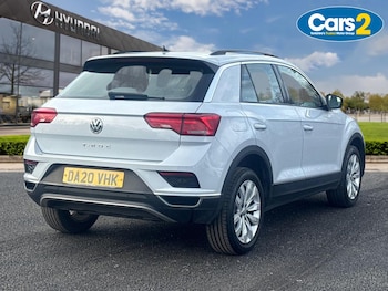 Used Volkswagen T-Roc 2020 for sale - 77725981: Photo