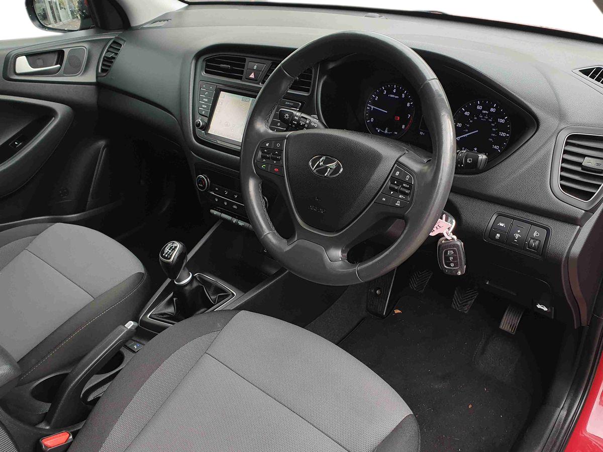 Used Hyundai i20 2017 for sale - 76479799: Photo 10