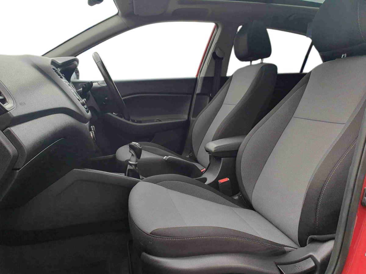 Used Hyundai i20 2017 for sale - 76479799: Photo 16