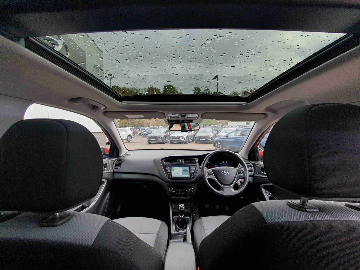 Used Hyundai i20 2017 for sale - 76479799: Photo 21