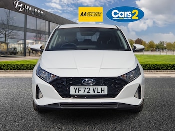 Used Hyundai i20 2023 for sale - 75471411: Photo