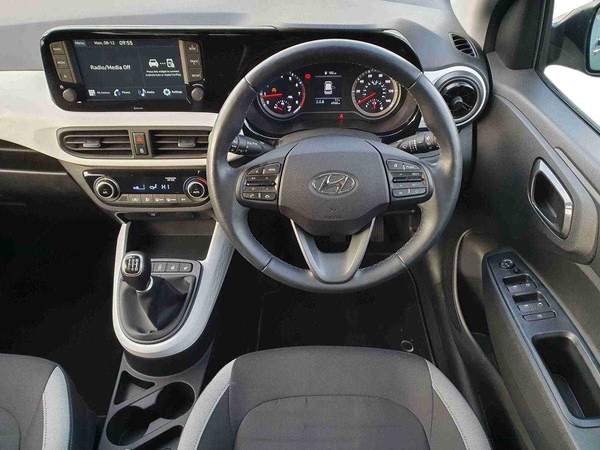 Used Hyundai i10 2023 for sale - 76872455: Photo 12