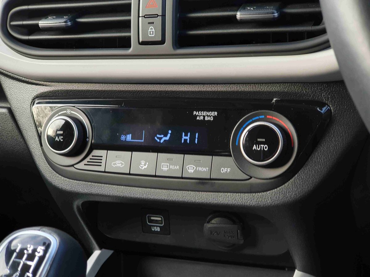 Used Hyundai i10 2023 for sale - 76872455: Photo 21