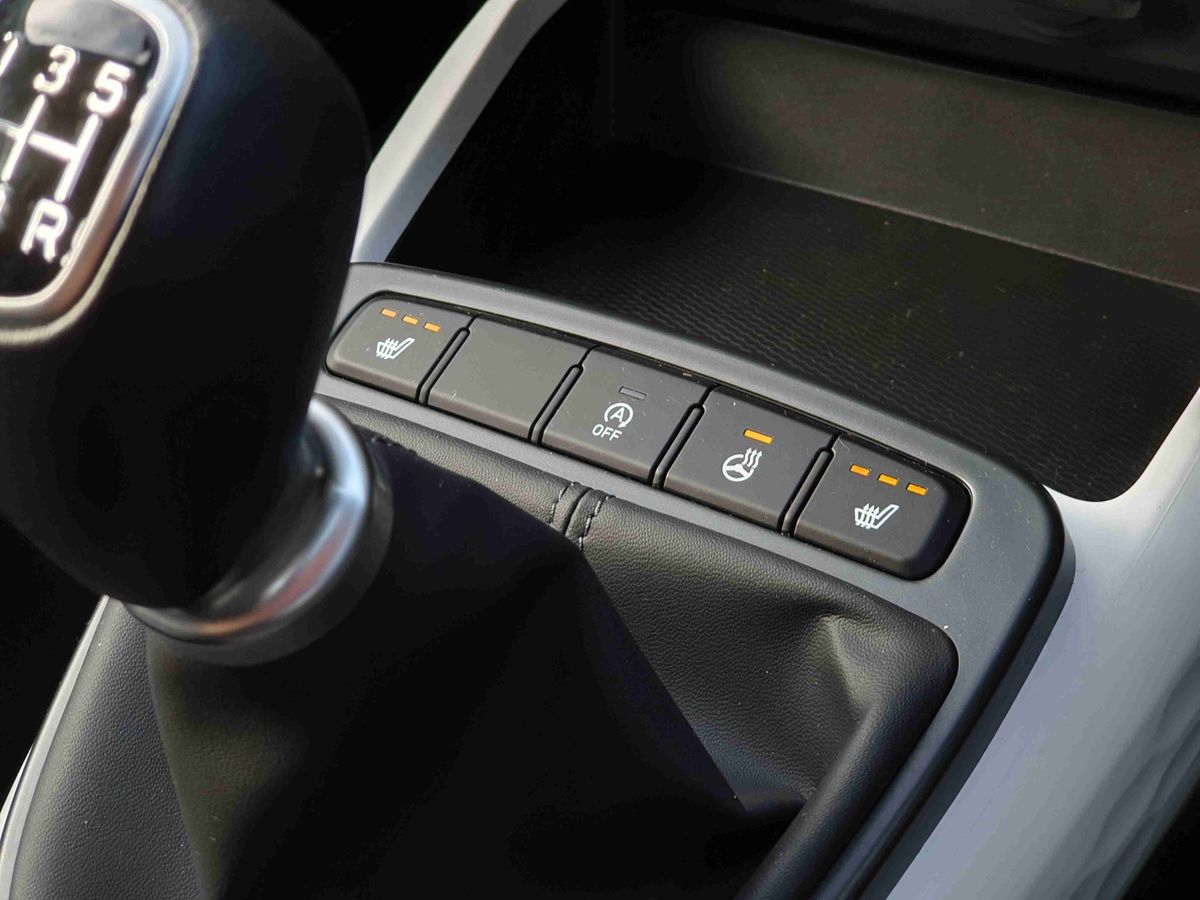 Used Hyundai i10 2023 for sale - 76872455: Photo 23