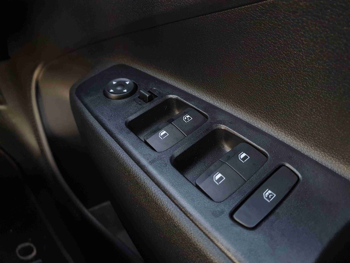 Used Hyundai i10 2023 for sale - 76872455: Photo 25