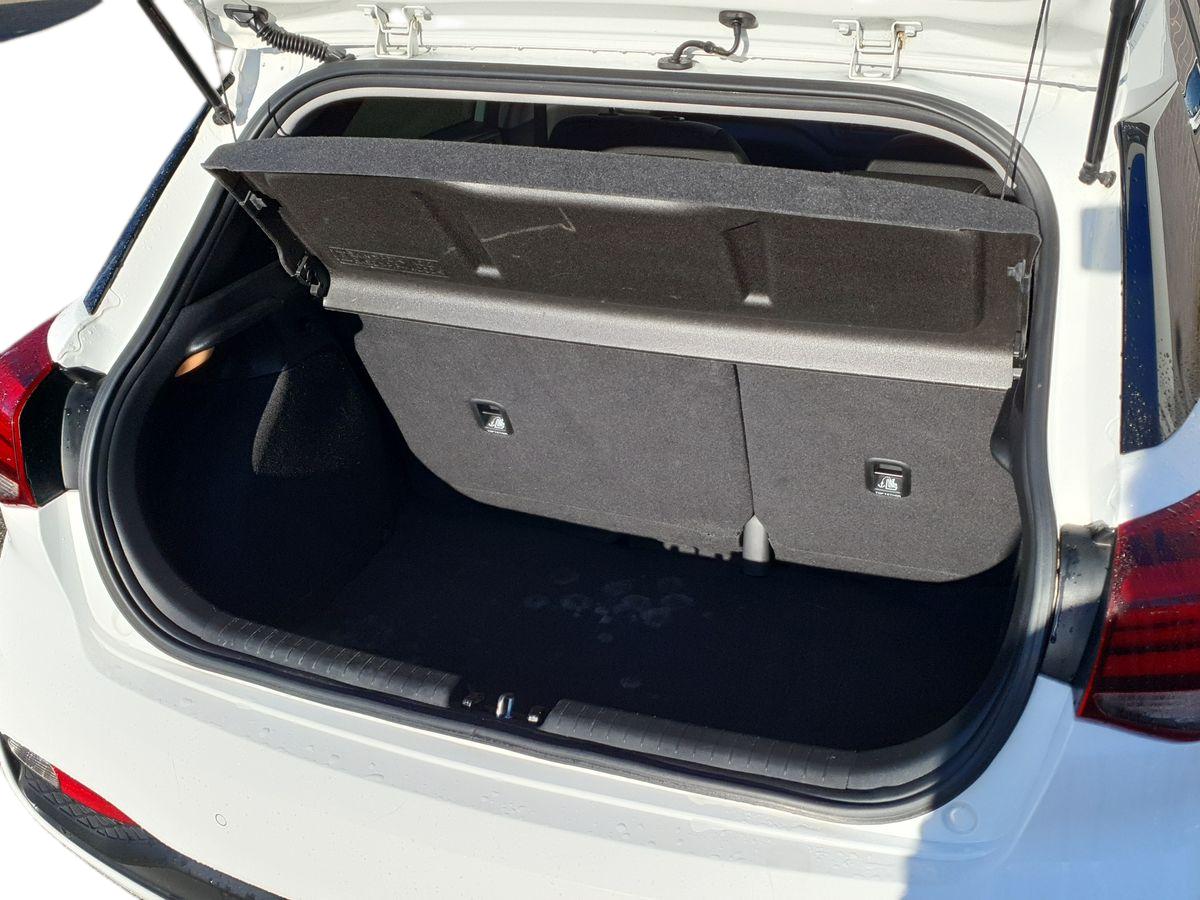 Used Hyundai i20 2019 for sale - 76540015: Photo 18